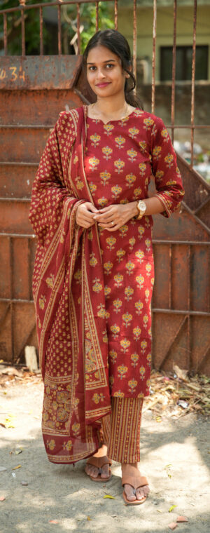 Maroon READY MADE SET ASB332