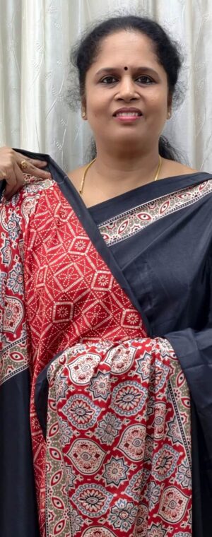 Black color ASE188 Semi Modal crepe