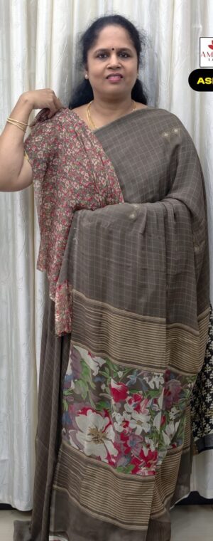 Ash Grey Checked Pattern Chiffon Saree | ASF480