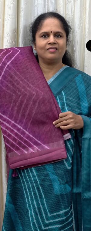 Magenta Color Geometrical Pattern Soft Cotton Sarees | ASF907
