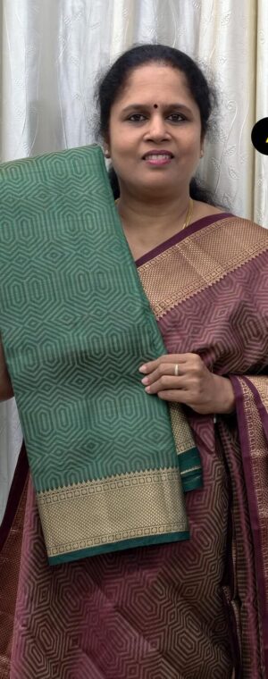 Green Semi Tussar Saree with Gold Zari Highlights | ASG05