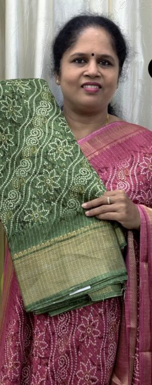 Green Semi Crepe Saree with Horizontal Zari Bands | ASG126
