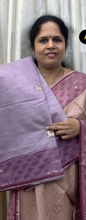 Light Lavender Munga Cotton Saree Woven Deer Motif Border | ASG203