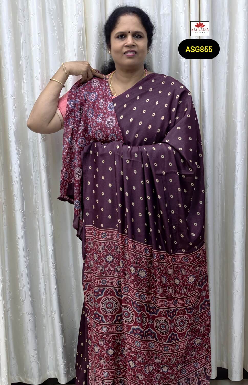 Magenta Bandhini Crepe Saree With Printed Pallu | ASG855